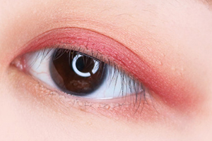 酒紅眼影哪個(gè)牌子好？盤點(diǎn)紅透天的酒紅眼影