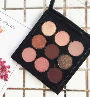 酒紅眼影哪個(gè)牌子好？盤點(diǎn)紅透天的酒紅眼影