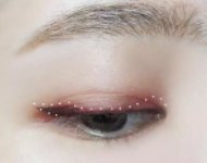 酒紅眼影哪個(gè)牌子好？盤點(diǎn)紅透天的酒紅眼影