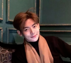 2022年最流行的發(fā)型男生？厚劉海還是最受歡迎