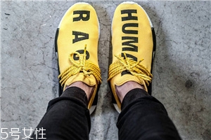 一雙運(yùn)動(dòng)鞋能穿多久？多備幾雙換著穿