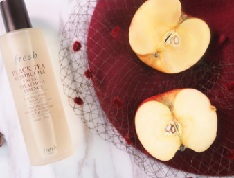 馥蕾詩(shī)紅茶精華液適合什么年齡？適合輕熟肌和熟齡肌