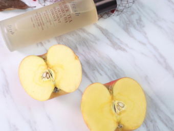 馥蕾詩(shī)紅茶精華液適合什么年齡？適合輕熟肌和熟齡肌