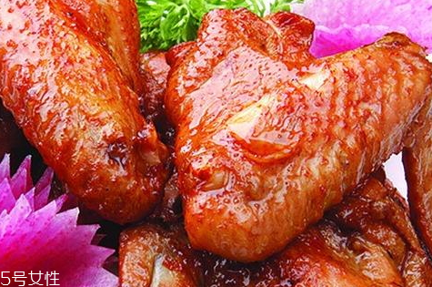 雞翅可以熱水解凍嗎 解凍技巧 雞翅可以熱水解凍嗎 解凍技巧