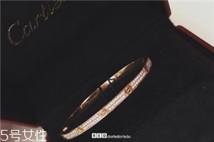 卡地亞手鐲會(huì)掉鉆嗎？忠貞愛情的特別見證