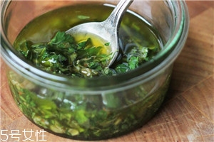 香芹怎么保存時(shí)間長且新鮮