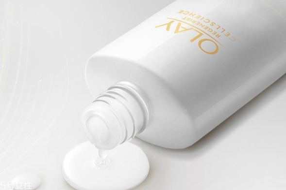 嫩膚水哪個牌子好？這四款嫩膚水不要錯過