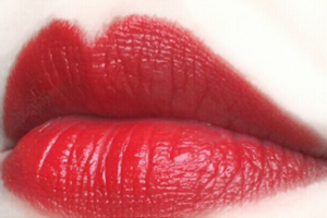 紀(jì)梵希小羊皮306是什么顏色？不挑皮的大紅色