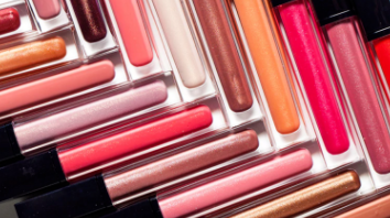 唇蜜、唇釉、染唇液、液體口紅怎么選？
