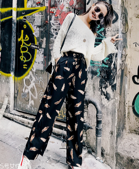 女生怎么穿衣服有氣質(zhì)？這三件單品必不可少