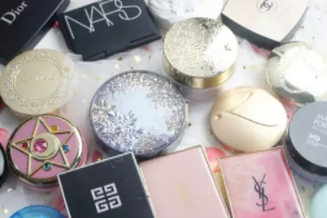 散粉和粉餅?zāi)芤黄鹩脝?？無需疊加使用