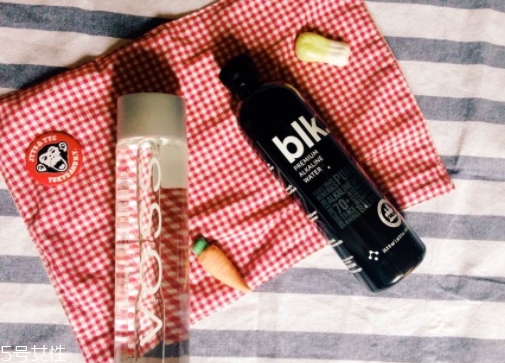 voss芙絲礦泉水好喝嗎？來自挪威的土豪礦泉水