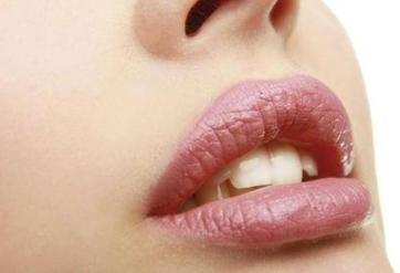 口紅雨衣孕婦能用嗎？含酒精不能用