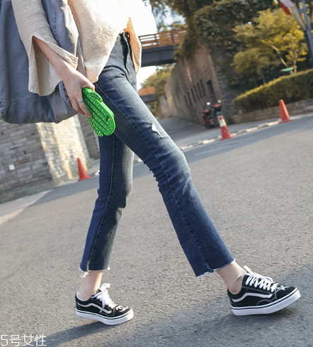 牛仔褲要經(jīng)常洗嗎？洗太頻繁并不好