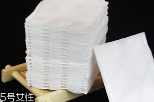 乳液要用化妝棉擦嗎？涂乳液用化妝棉效果好