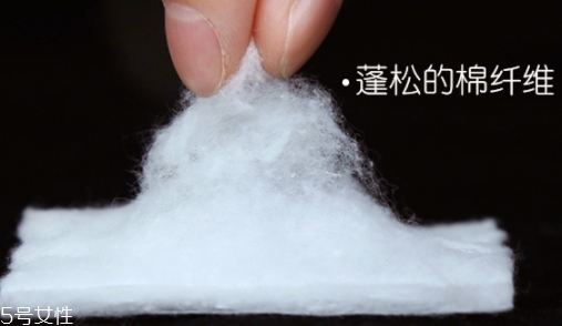 乳液要用化妝棉擦嗎？涂乳液用化妝棉效果好