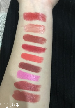露華濃黑管口紅怎么樣？4種質(zhì)地全試色
