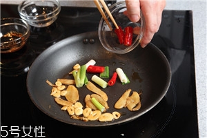 干煸是什么意思 干煸料理怎么做 干煸是什么意思 干煸料理怎么做