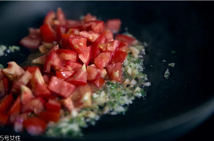 番茄炒蛋的做法與步驟 Q彈滑口技巧 番茄炒蛋的做法與步驟 Q彈滑口技巧