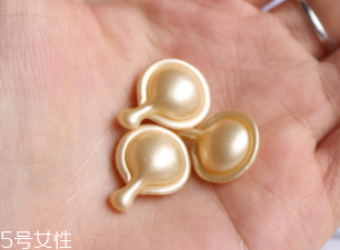 悅木之源和伊麗莎白雅頓哪個好？兩款精華大比拼