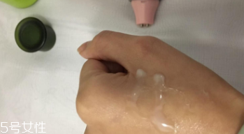 悅詩風吟綠茶乳液怎么樣？適合換季用