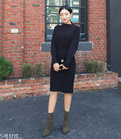 黑色針織裙配什么上衣好看？小女人溫柔氣質(zhì)盡顯