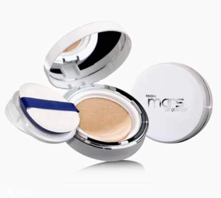 油皮用什么氣墊？控油且保濕