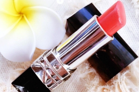 迪奧028多少錢？大熱珊瑚色