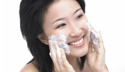 早上洗臉要用洗面奶嗎？油皮才需要