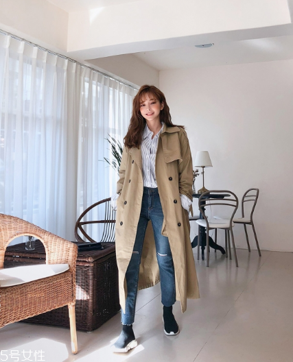 風(fēng)衣搭配什么鞋子？早春美出新高度