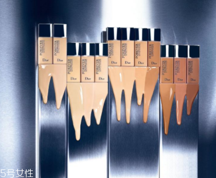 霧面妝和水光妝哪個好？水光妝更顯年輕