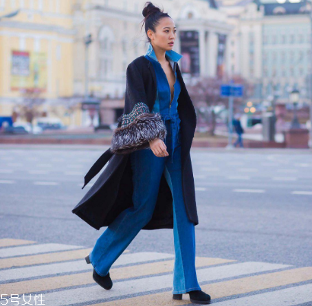 藍色服裝怎么搭配？開春讓你高級又有格調