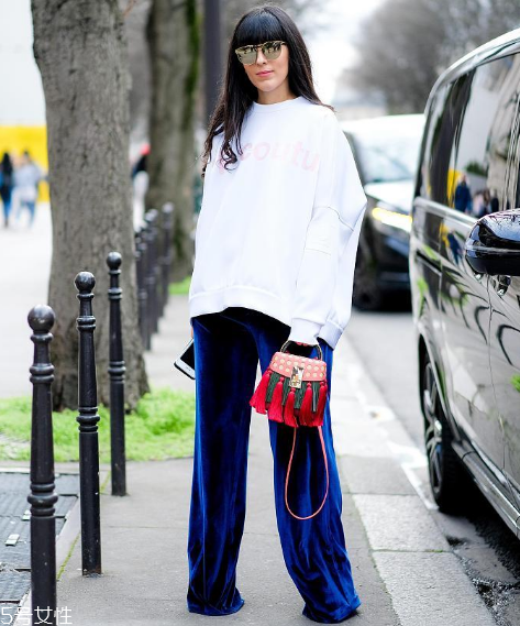 闊腿褲上面穿什么衣服？這樣搭配不會出錯