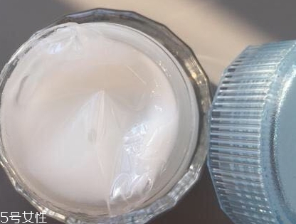 面霜可以晚上用嗎？面霜也分早晚霜