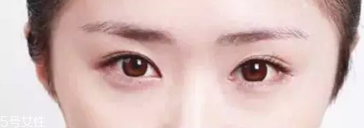 眉粉怎么選顏色好看？淺咖色不挑膚色