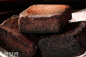 阿膠黑糖經(jīng)期可以喝嗎？最好少喝