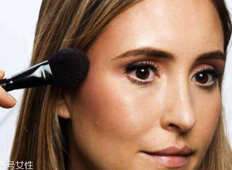 眉粉可以當(dāng)修容粉用嗎？這些眉粉顏色可以修容