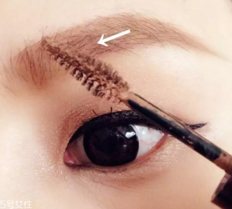 染眉膏可以洗掉嗎？防水染眉膏要卸妝