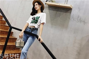 牛仔褲染上紅色怎么辦？牛仔褲染色別擔(dān)心