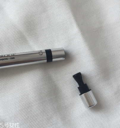 dior迪奧眼線筆多少錢一支？