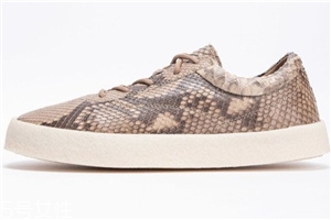 yeezy season 6蛇皮定制款多少錢？打造奢華運動風