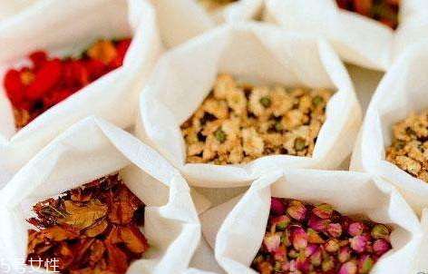 五花茶煲多久 五花茶的煮法 五花茶煲多久 五花茶的煮法