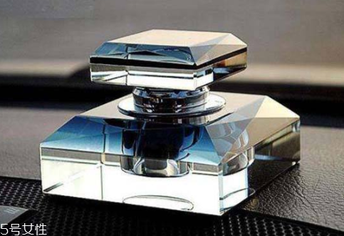 車載香水什么味道好？長途駕駛用醒香型香水