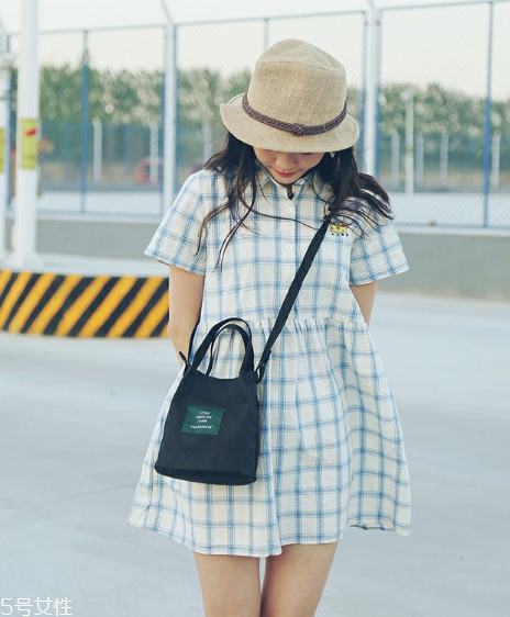 帆布包什么款式好看？這個(gè)春天一起文藝起來