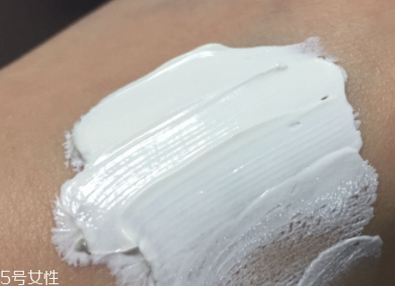 清潔面膜和去角質(zhì)一樣嗎？