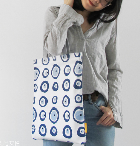 小眾包包什么款式好看？再也不用擔(dān)心會(huì)撞包