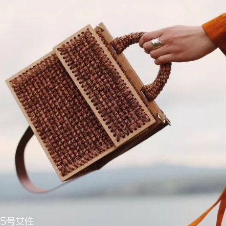 0711是什么牌子？純手工編織包包的經(jīng)典