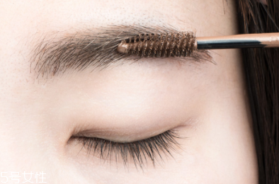 染眉膏可以保持多久？防水染眉膏一天不脫妝