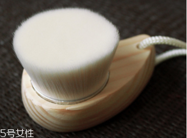 潔面刷有用嗎 潔面刷不會使毛孔變大 潔面刷有用嗎 潔面刷不會使毛孔變大