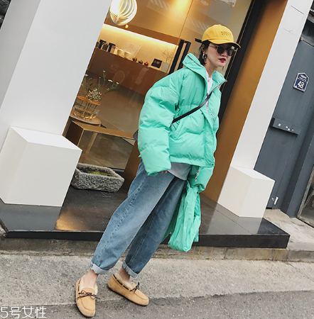 牛仔褲脫漿是什么意思？脫漿之后更柔軟